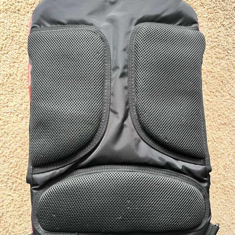 Amazon Basics Overnight Backpack - image 5